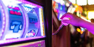 Online casino Myanmar mobile gaming MMK